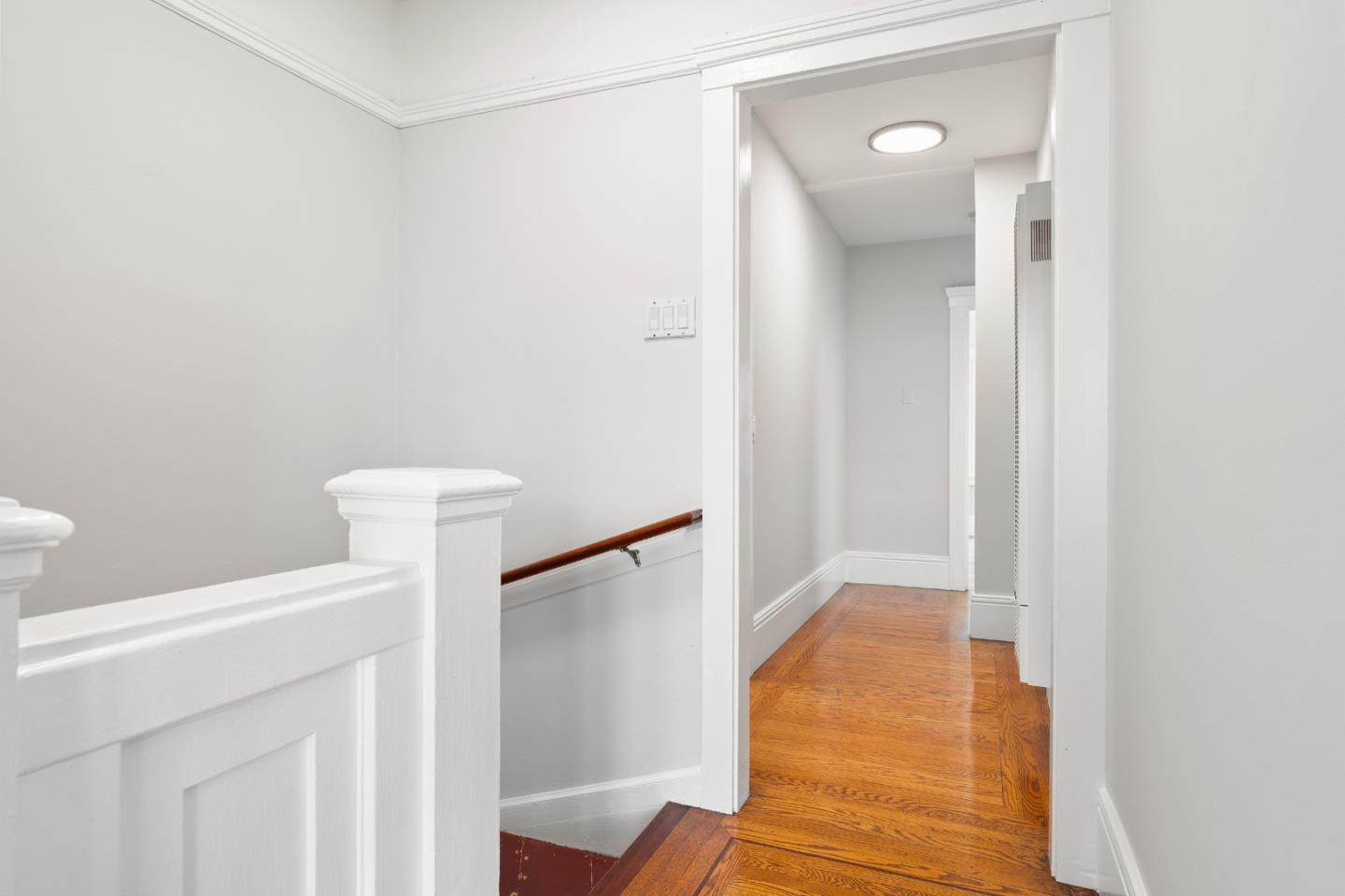 Detail Gallery Image 33 of 37 For 189 Lee Ave, San Francisco,  CA 94112 - 6 Beds | 3 Baths