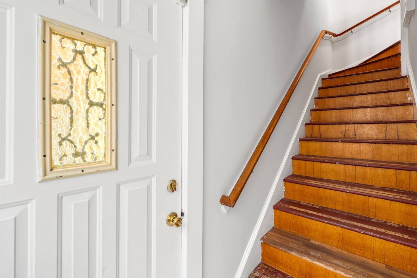 Detail Gallery Image 34 of 37 For 189 Lee Ave, San Francisco,  CA 94112 - 6 Beds | 3 Baths