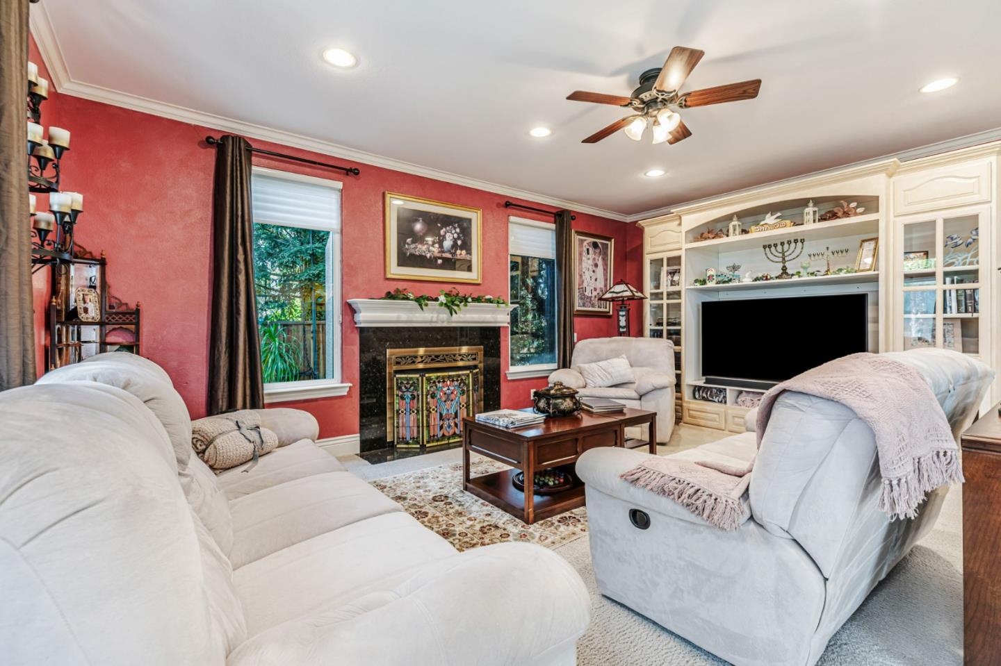 Detail Gallery Image 11 of 132 For 290 Bonnie Ln, Hollister,  CA 95023 - 4 Beds | 3 Baths