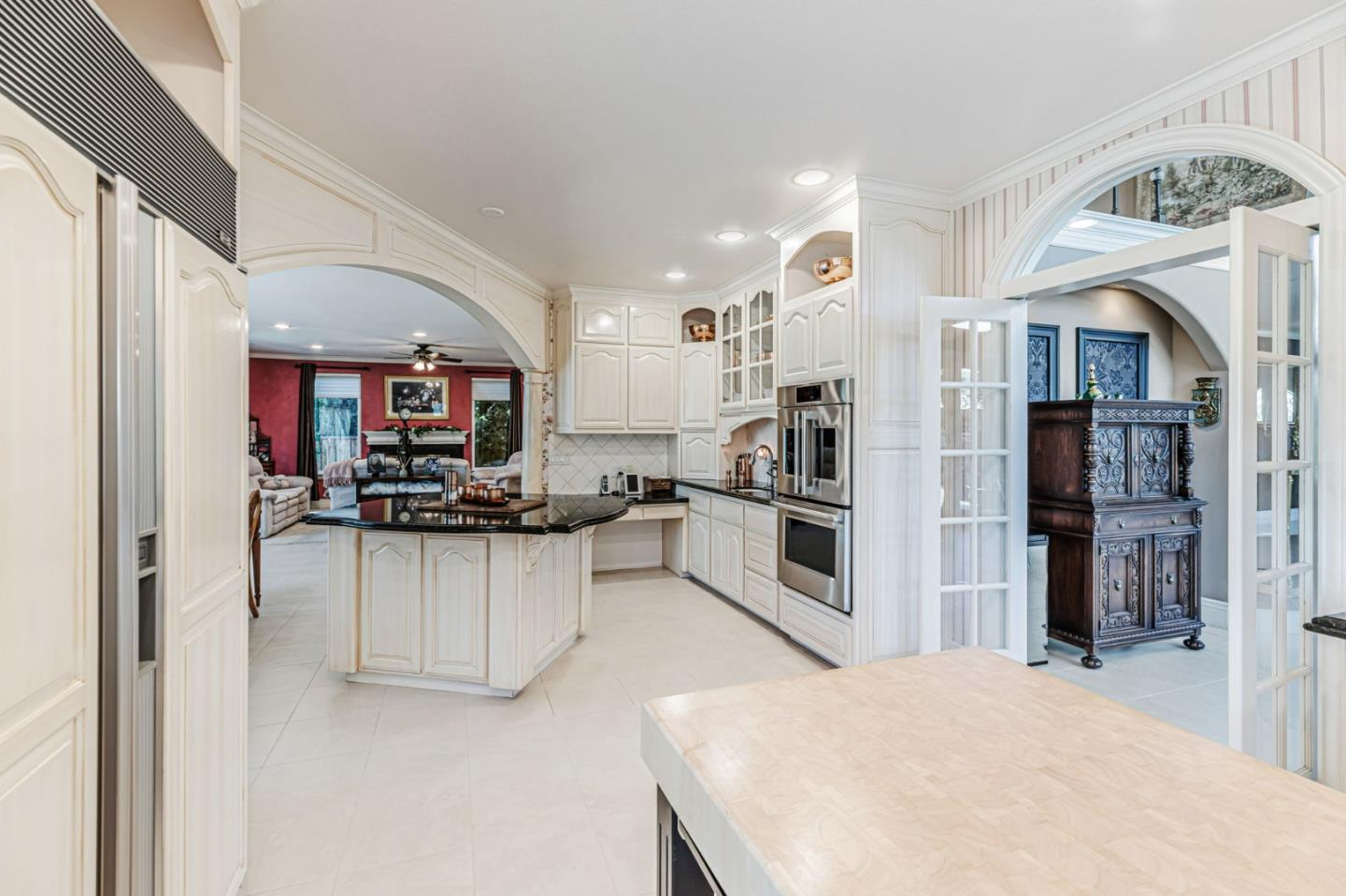 Detail Gallery Image 18 of 132 For 290 Bonnie Ln, Hollister,  CA 95023 - 4 Beds | 3 Baths