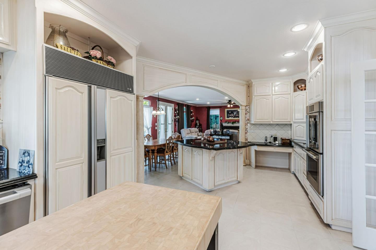 Detail Gallery Image 19 of 132 For 290 Bonnie Ln, Hollister,  CA 95023 - 4 Beds | 3 Baths