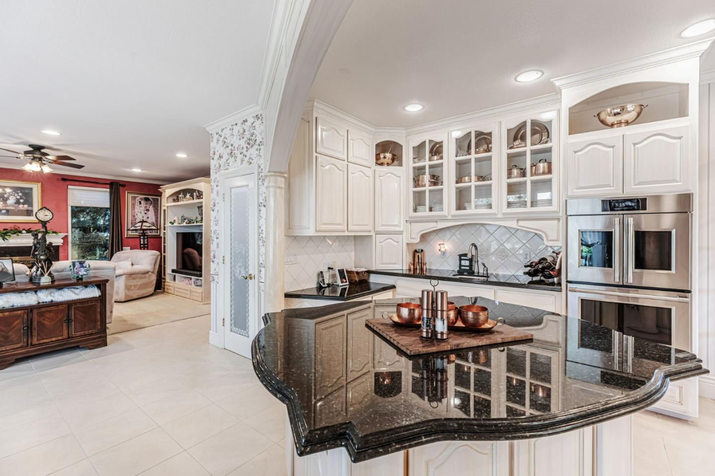 Detail Gallery Image 20 of 132 For 290 Bonnie Ln, Hollister,  CA 95023 - 4 Beds | 3 Baths