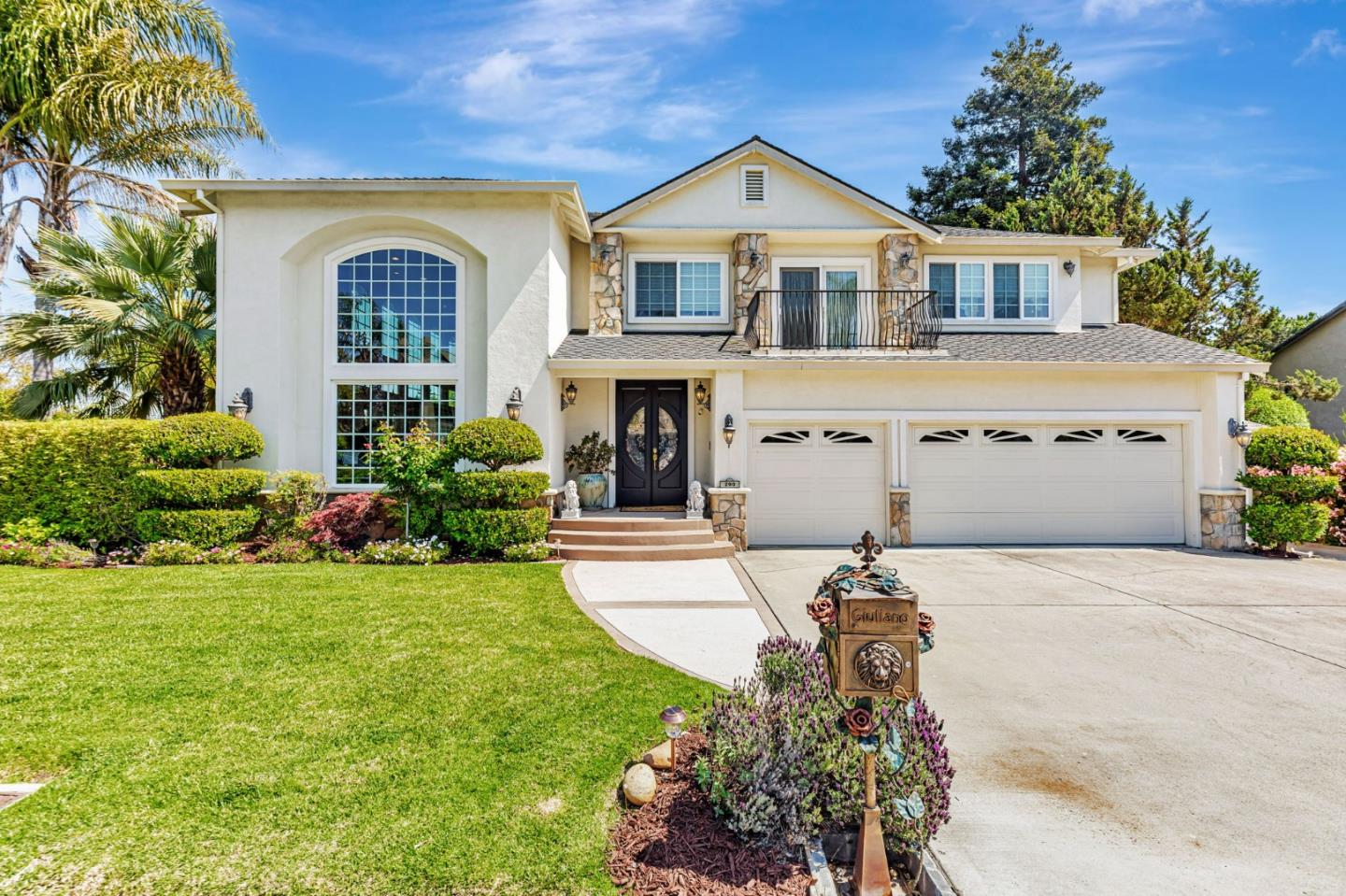 Detail Gallery Image 3 of 132 For 290 Bonnie Ln, Hollister,  CA 95023 - 4 Beds | 3 Baths