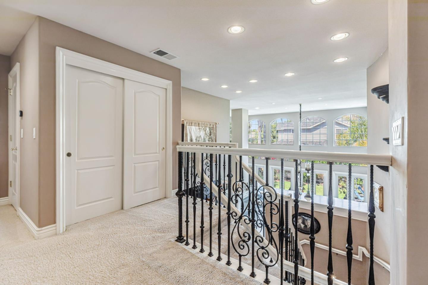 Detail Gallery Image 30 of 132 For 290 Bonnie Ln, Hollister,  CA 95023 - 4 Beds | 3 Baths
