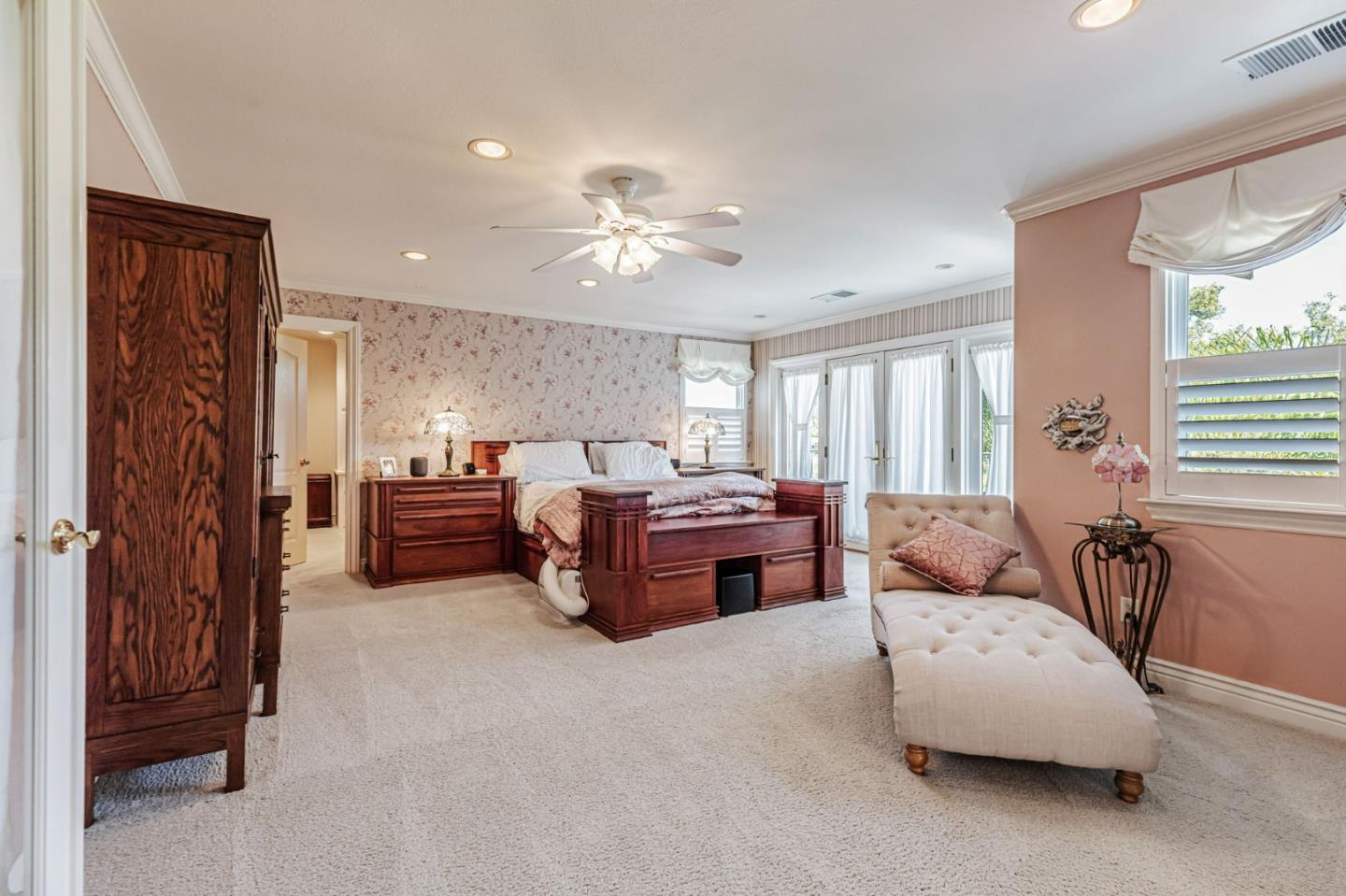 Detail Gallery Image 35 of 132 For 290 Bonnie Ln, Hollister,  CA 95023 - 4 Beds | 3 Baths