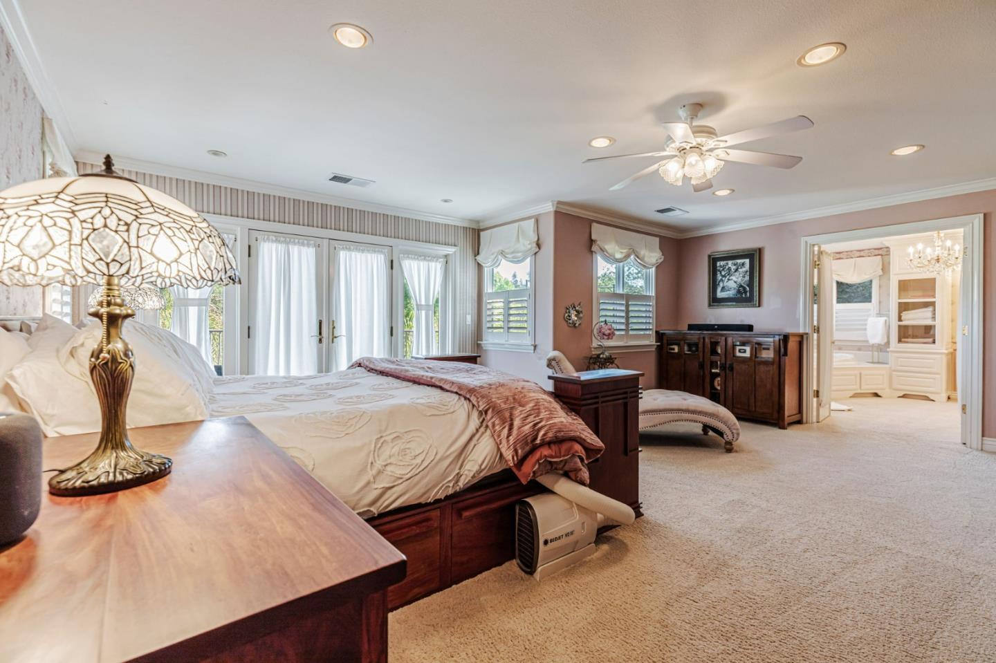 Detail Gallery Image 38 of 132 For 290 Bonnie Ln, Hollister,  CA 95023 - 4 Beds | 3 Baths
