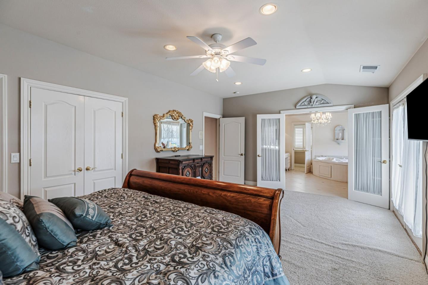 Detail Gallery Image 45 of 132 For 290 Bonnie Ln, Hollister,  CA 95023 - 4 Beds | 3 Baths