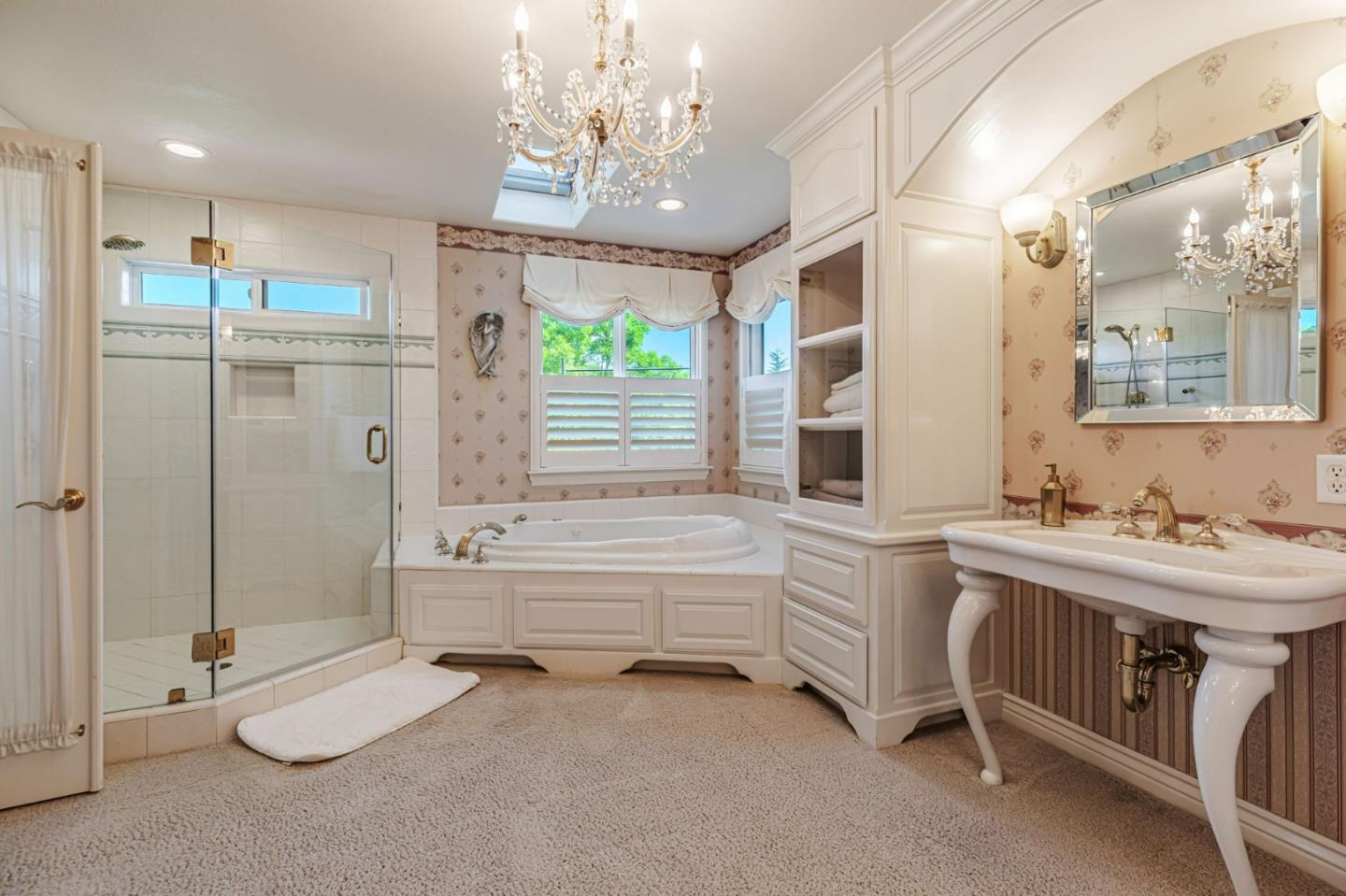 Detail Gallery Image 51 of 132 For 290 Bonnie Ln, Hollister,  CA 95023 - 4 Beds | 3 Baths