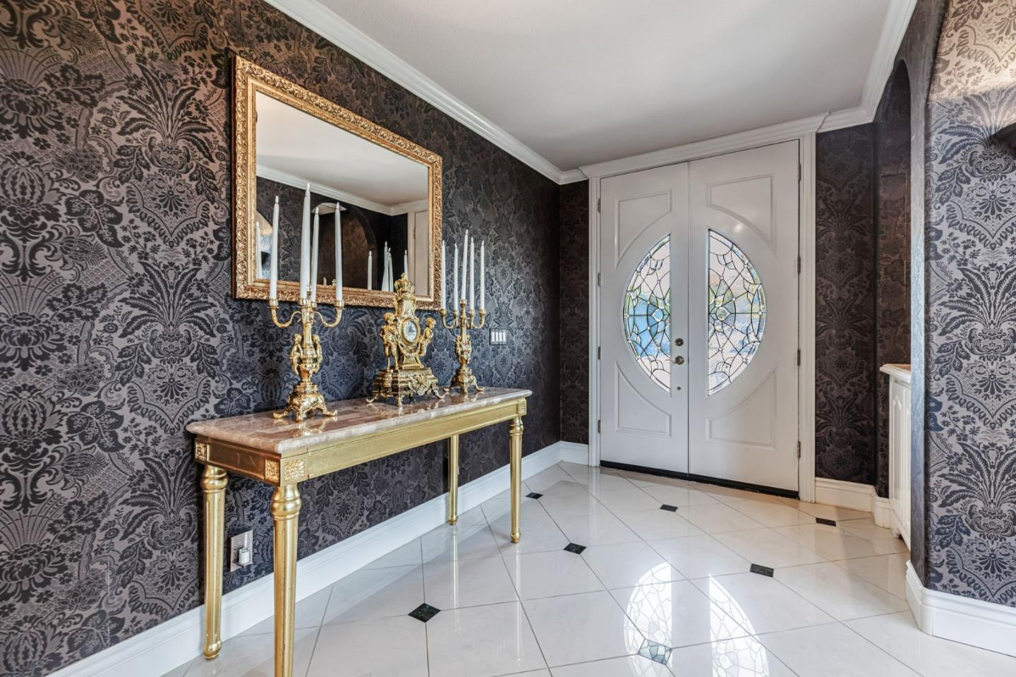 Detail Gallery Image 6 of 132 For 290 Bonnie Ln, Hollister,  CA 95023 - 4 Beds | 3 Baths