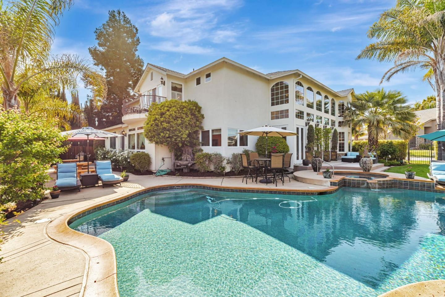 Detail Gallery Image 67 of 132 For 290 Bonnie Ln, Hollister,  CA 95023 - 4 Beds | 3 Baths