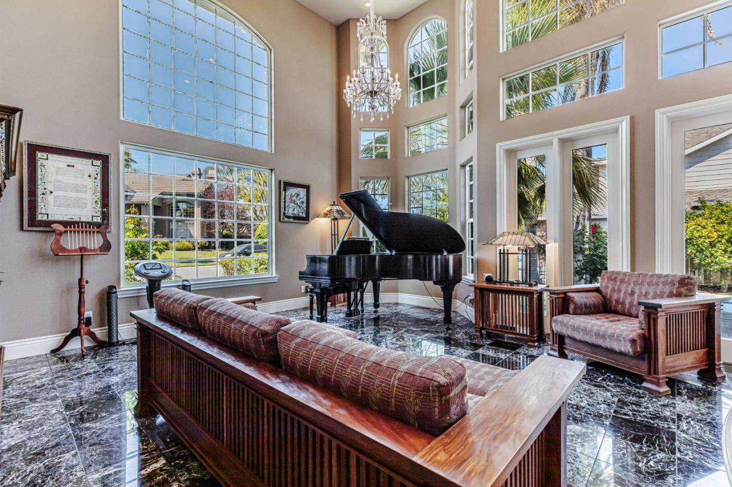 Detail Gallery Image 7 of 132 For 290 Bonnie Ln, Hollister,  CA 95023 - 4 Beds | 3 Baths