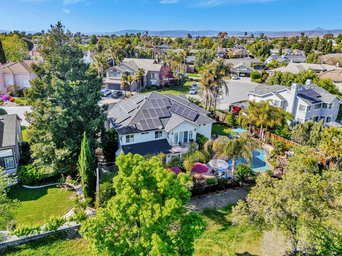Detail Gallery Image 83 of 132 For 290 Bonnie Ln, Hollister,  CA 95023 - 4 Beds | 3 Baths