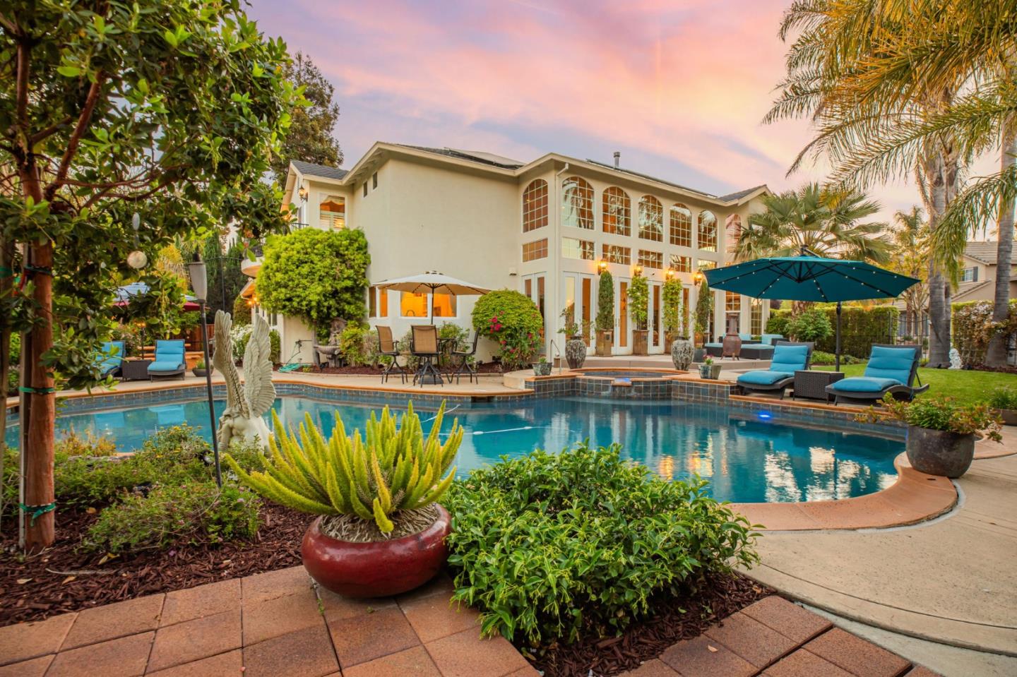 Detail Gallery Image 92 of 132 For 290 Bonnie Ln, Hollister,  CA 95023 - 4 Beds | 3 Baths