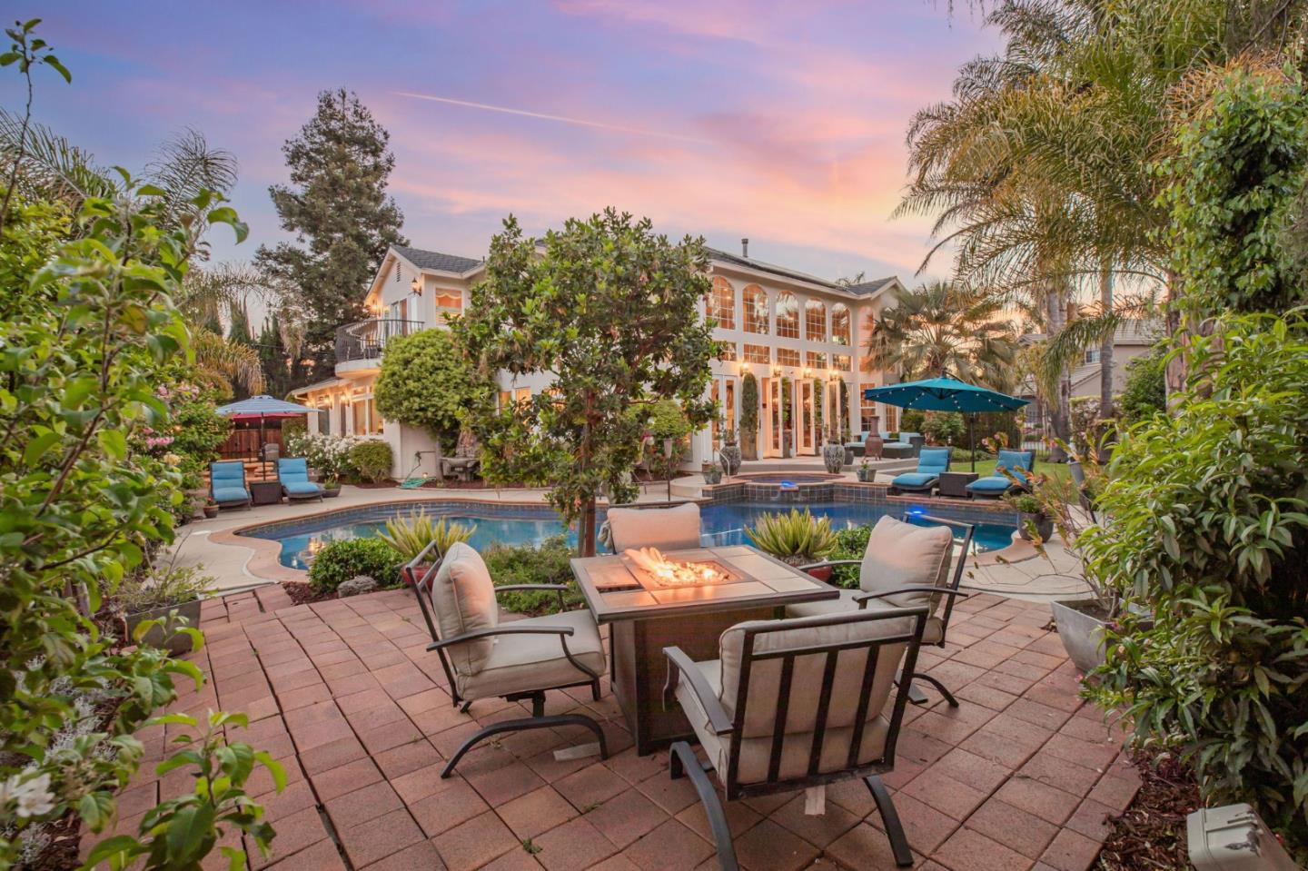 Detail Gallery Image 97 of 132 For 290 Bonnie Ln, Hollister,  CA 95023 - 4 Beds | 3 Baths