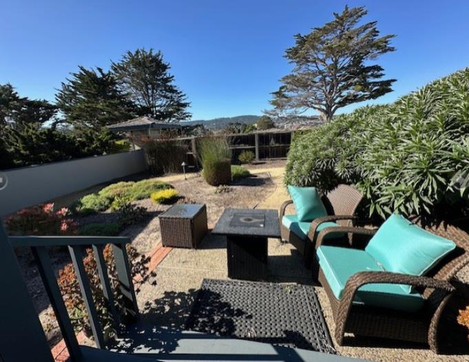 Detail Gallery Image 14 of 18 For 1 La Playa St, Monterey,  CA 93940 - 2 Beds | 2/1 Baths