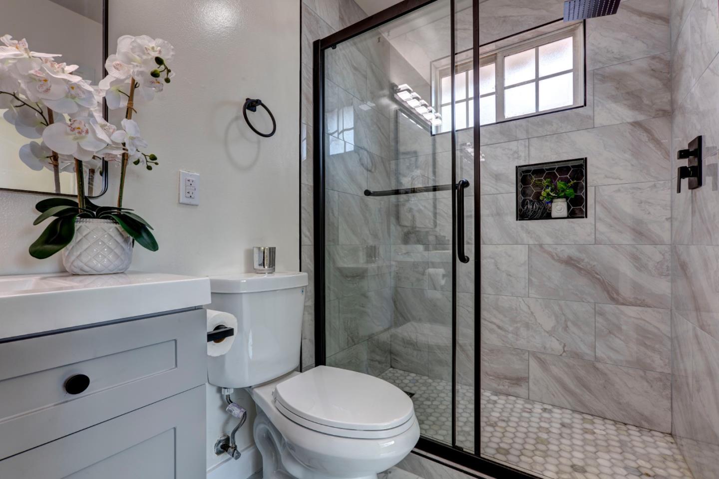 Detail Gallery Image 21 of 30 For 2598 Meridian Ave, San Jose,  CA 95124 - 3 Beds | 2 Baths