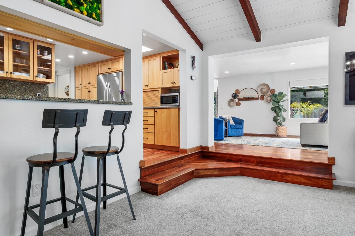 Detail Gallery Image 12 of 77 For 3625 N Main St, Soquel,  CA 95073 - 4 Beds | 4 Baths