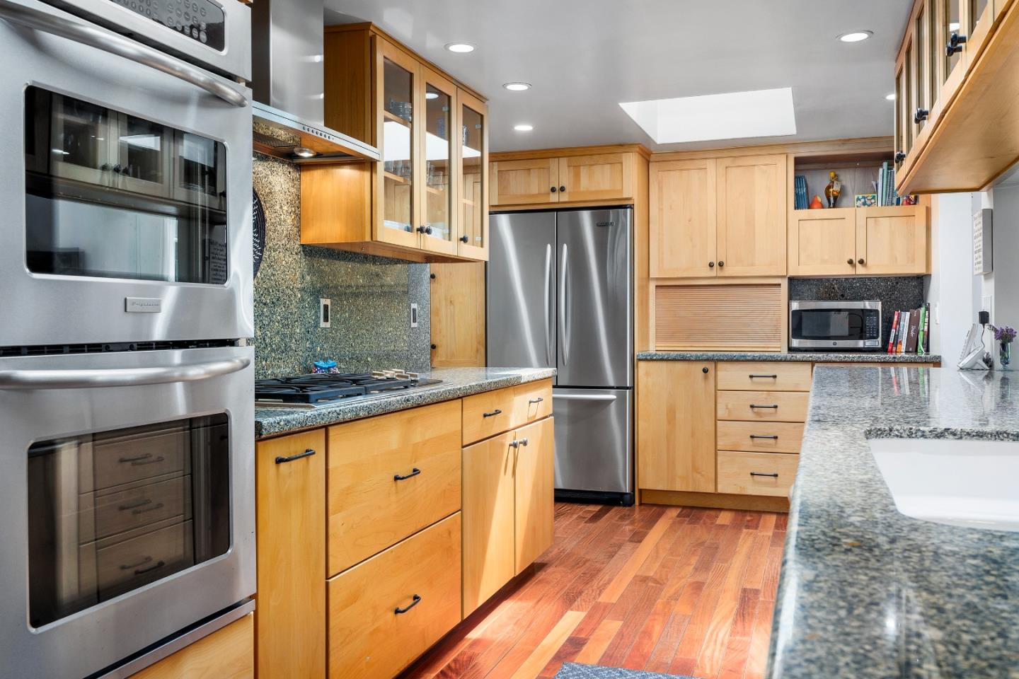 Detail Gallery Image 15 of 77 For 3625 N Main St, Soquel,  CA 95073 - 4 Beds | 4 Baths