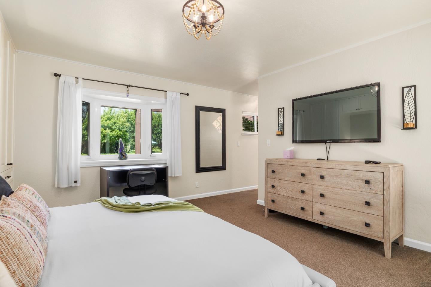 Detail Gallery Image 21 of 77 For 3625 N Main St, Soquel,  CA 95073 - 4 Beds | 4 Baths