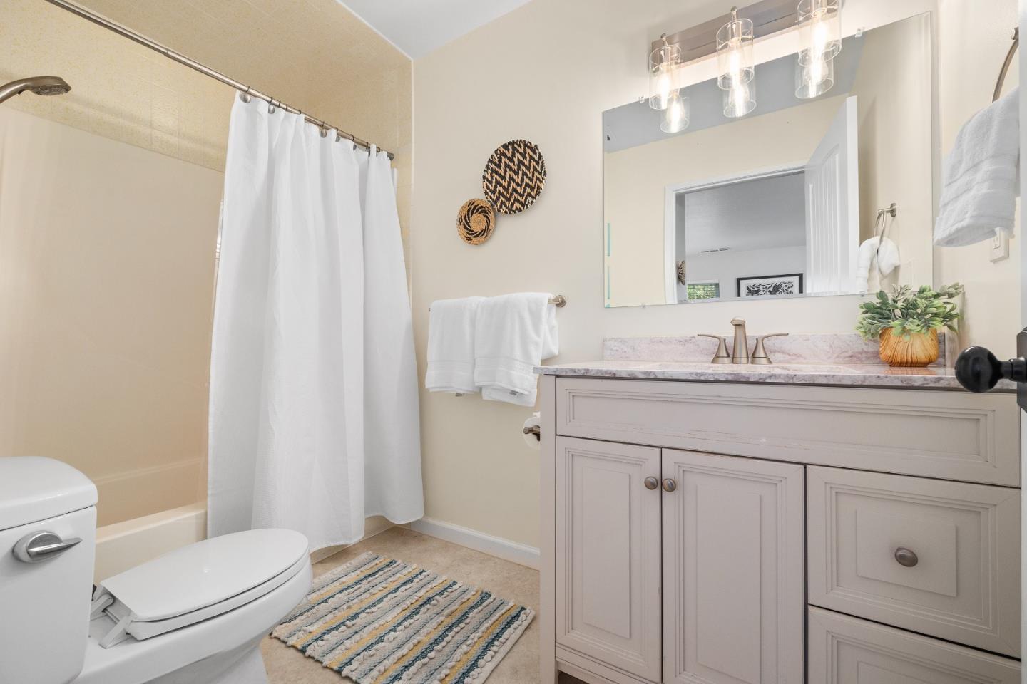 Detail Gallery Image 28 of 77 For 3625 N Main St, Soquel,  CA 95073 - 4 Beds | 4 Baths