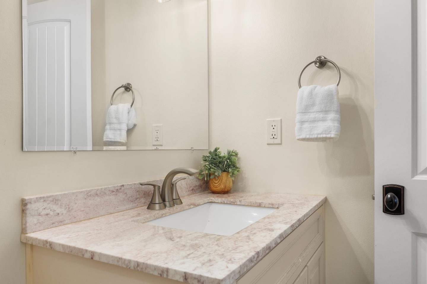 Detail Gallery Image 29 of 77 For 3625 N Main St, Soquel,  CA 95073 - 4 Beds | 4 Baths
