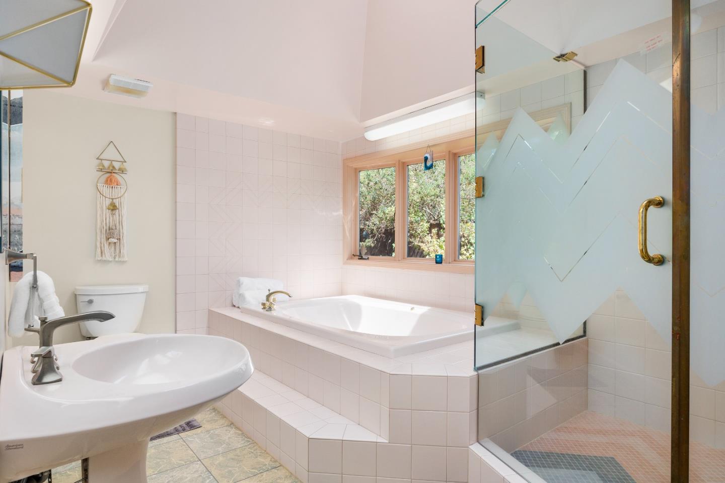 Detail Gallery Image 32 of 77 For 3625 N Main St, Soquel,  CA 95073 - 4 Beds | 4 Baths