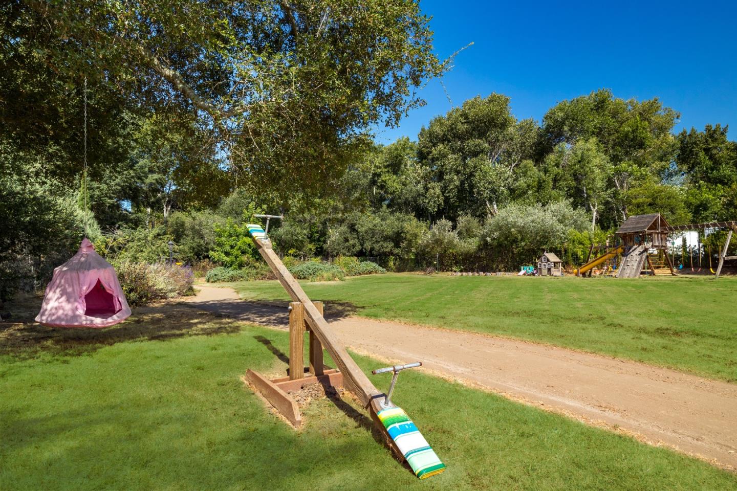 Detail Gallery Image 72 of 77 For 3625 N Main St, Soquel,  CA 95073 - 4 Beds | 4 Baths