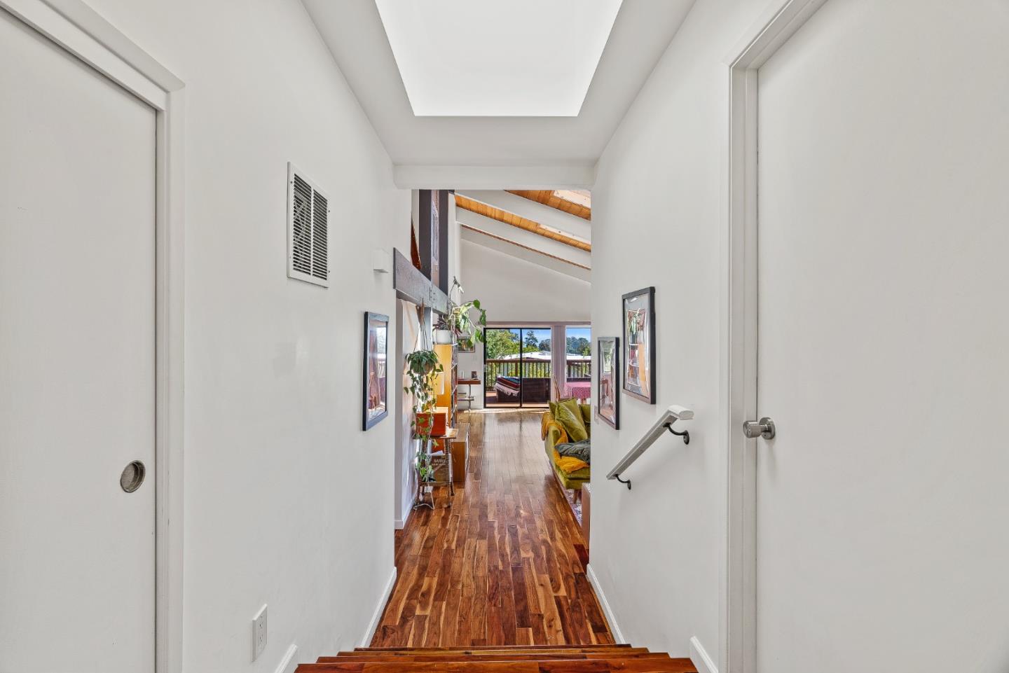 Detail Gallery Image 9 of 58 For 530 Santa Marguarita Dr, Aptos,  CA 95003 - 4 Beds | 2/1 Baths