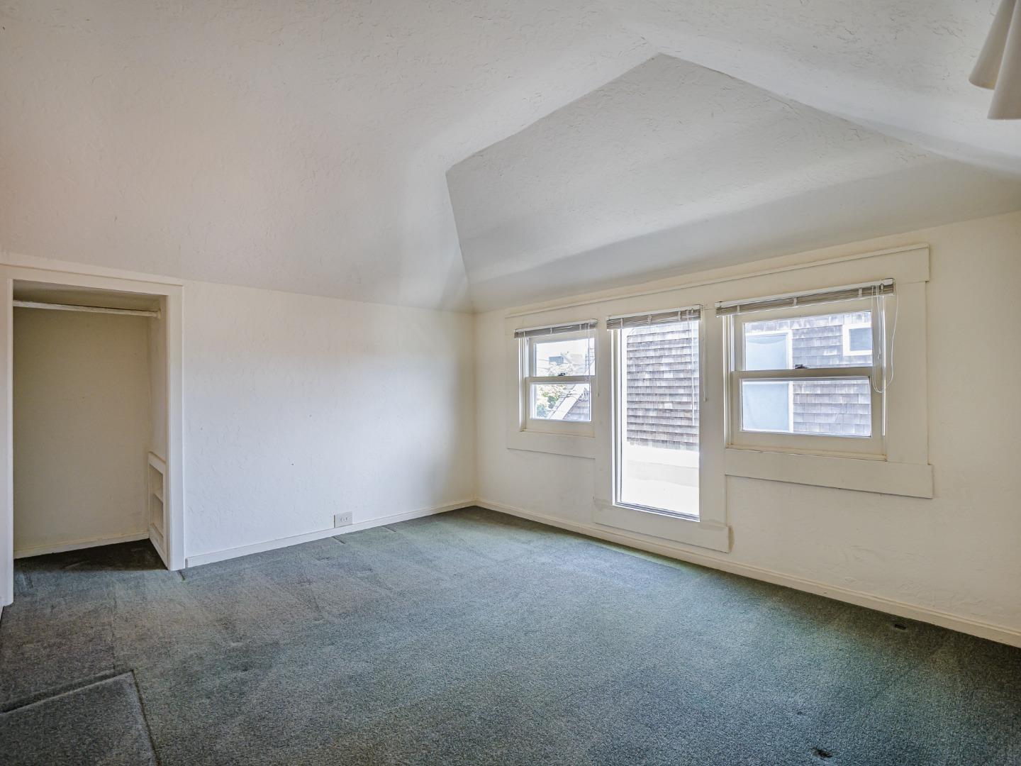 Detail Gallery Image 38 of 67 For 215 Trescony St, Santa Cruz,  CA 95060 - 6 Beds | 3 Baths
