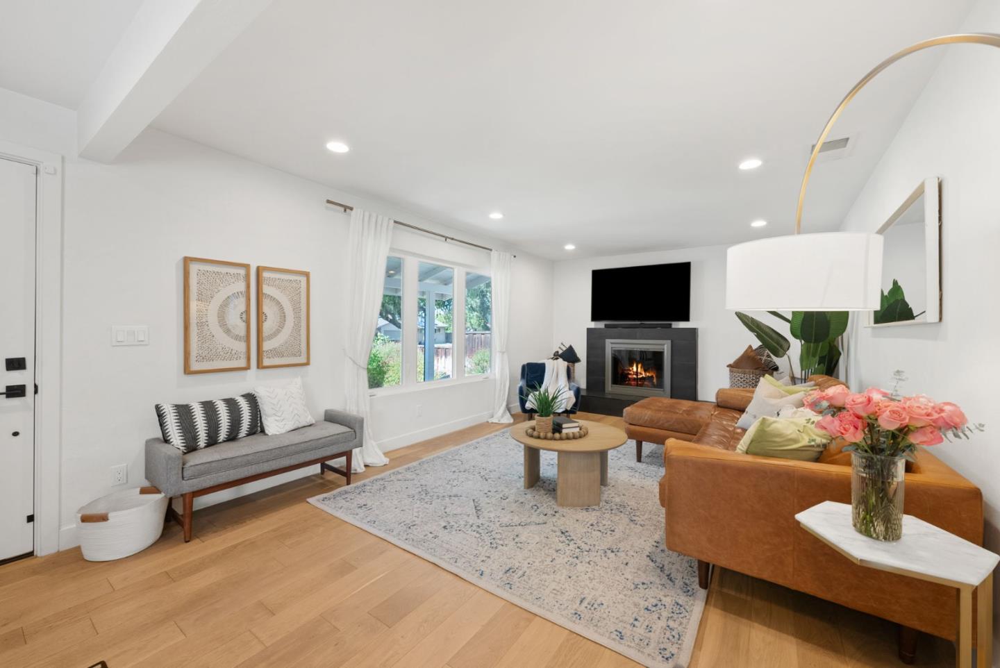 Detail Gallery Image 2 of 41 For 1370 Lansing Ave, San Jose,  CA 95118 - 3 Beds | 2 Baths
