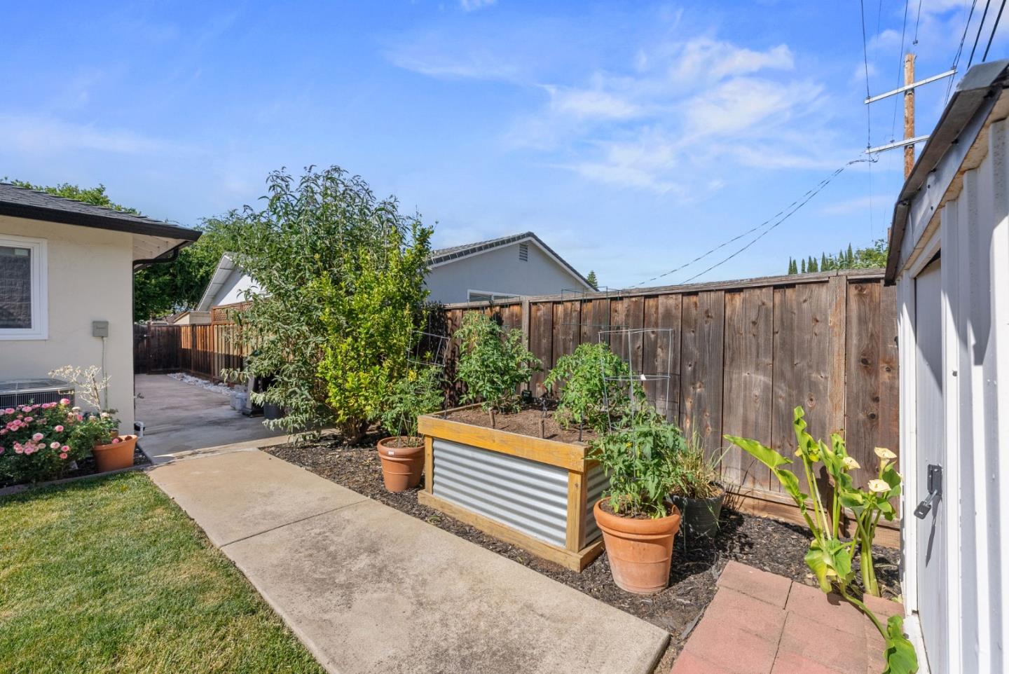 Detail Gallery Image 36 of 41 For 1370 Lansing Ave, San Jose,  CA 95118 - 3 Beds | 2 Baths
