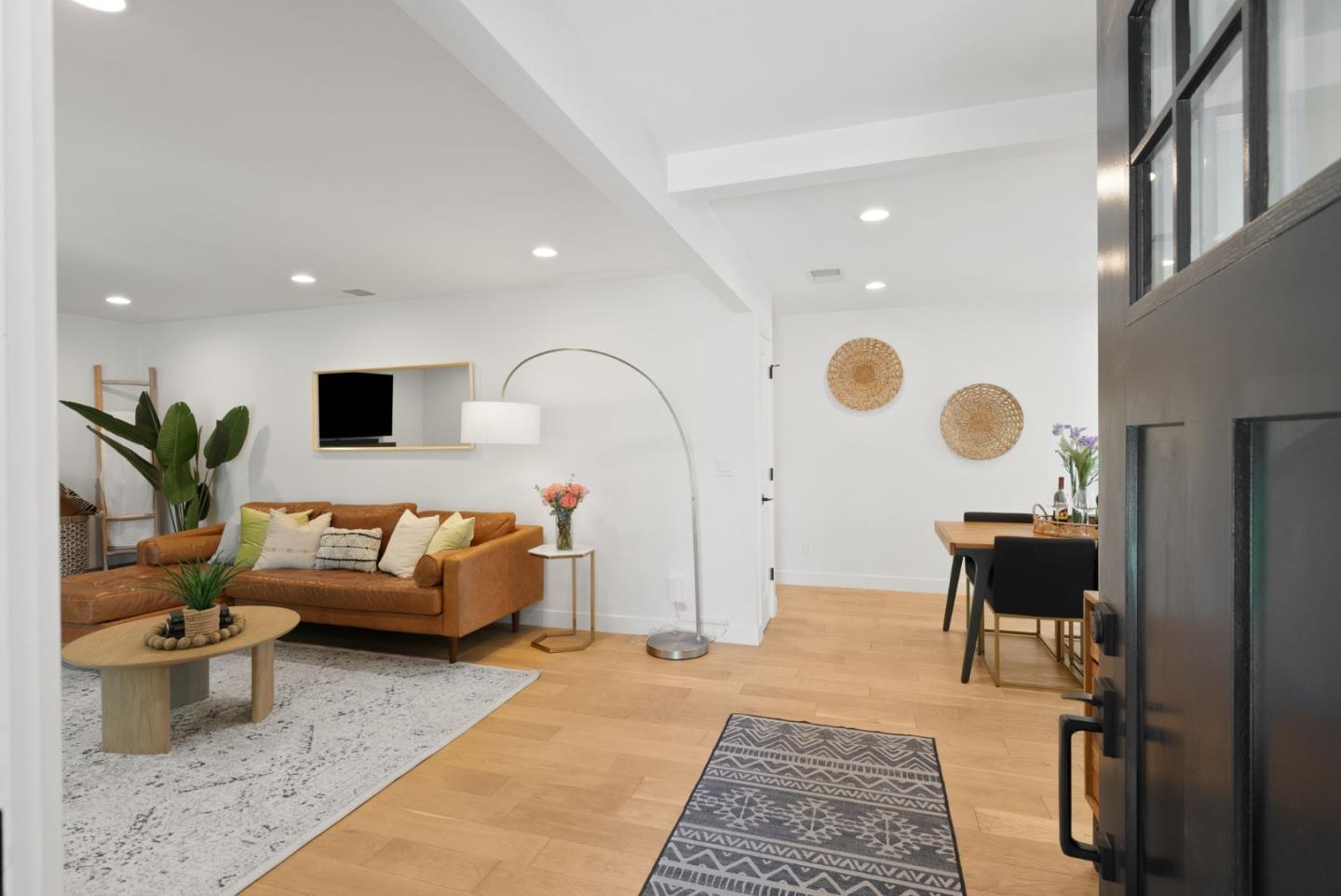 Detail Gallery Image 8 of 41 For 1370 Lansing Ave, San Jose,  CA 95118 - 3 Beds | 2 Baths