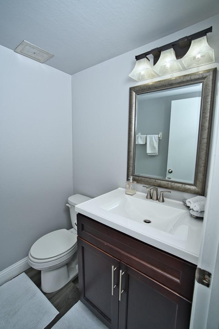 Detail Gallery Image 7 of 20 For 4605 Granada Way, Union City,  CA 94587 - 2 Beds | 1/1 Baths