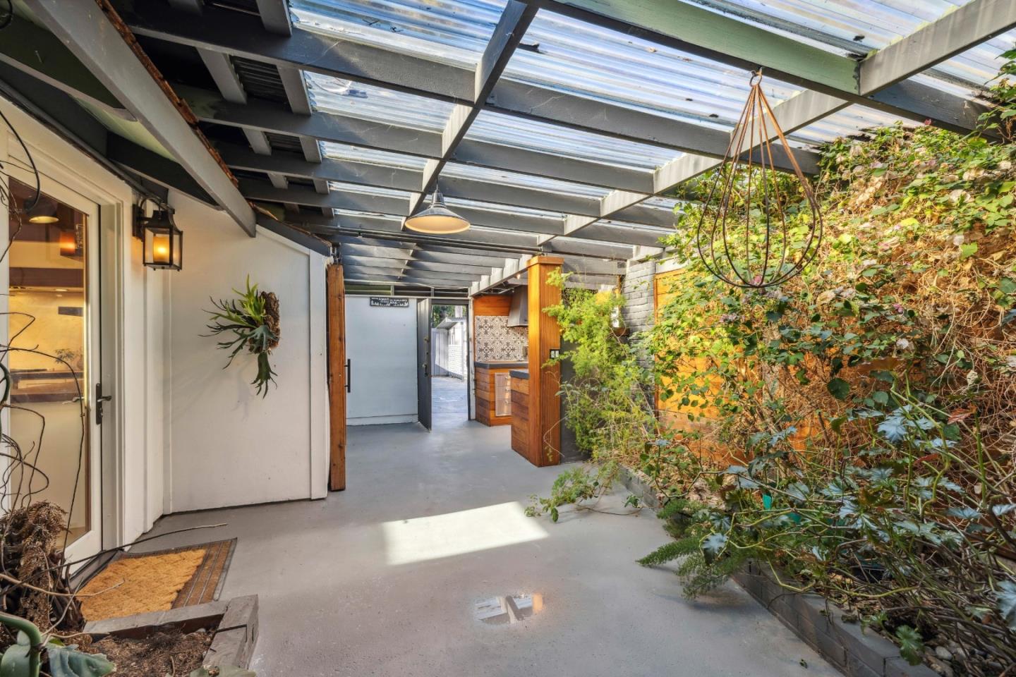 Detail Gallery Image 24 of 71 For 1931 Gold Gulch Rd, Felton,  CA 95018 - 3 Beds | 3 Baths