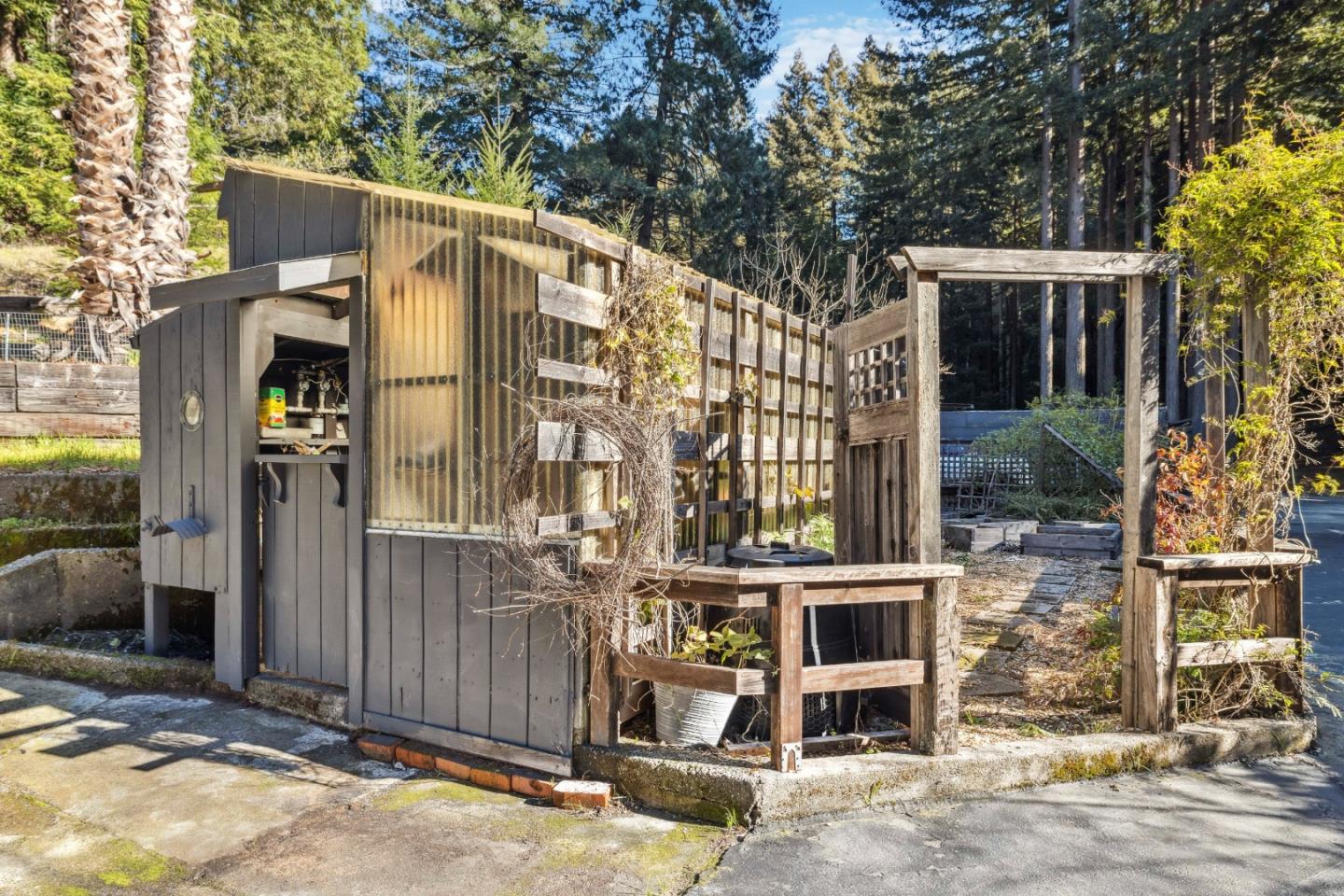 Detail Gallery Image 38 of 71 For 1931 Gold Gulch Rd, Felton,  CA 95018 - 3 Beds | 3 Baths