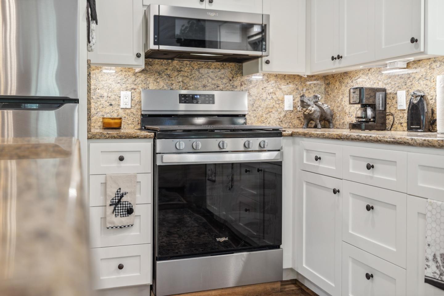 Detail Gallery Image 12 of 42 For 8055 Fernwood Ave, Ben Lomond,  CA 95005 - 2 Beds | 1 Baths