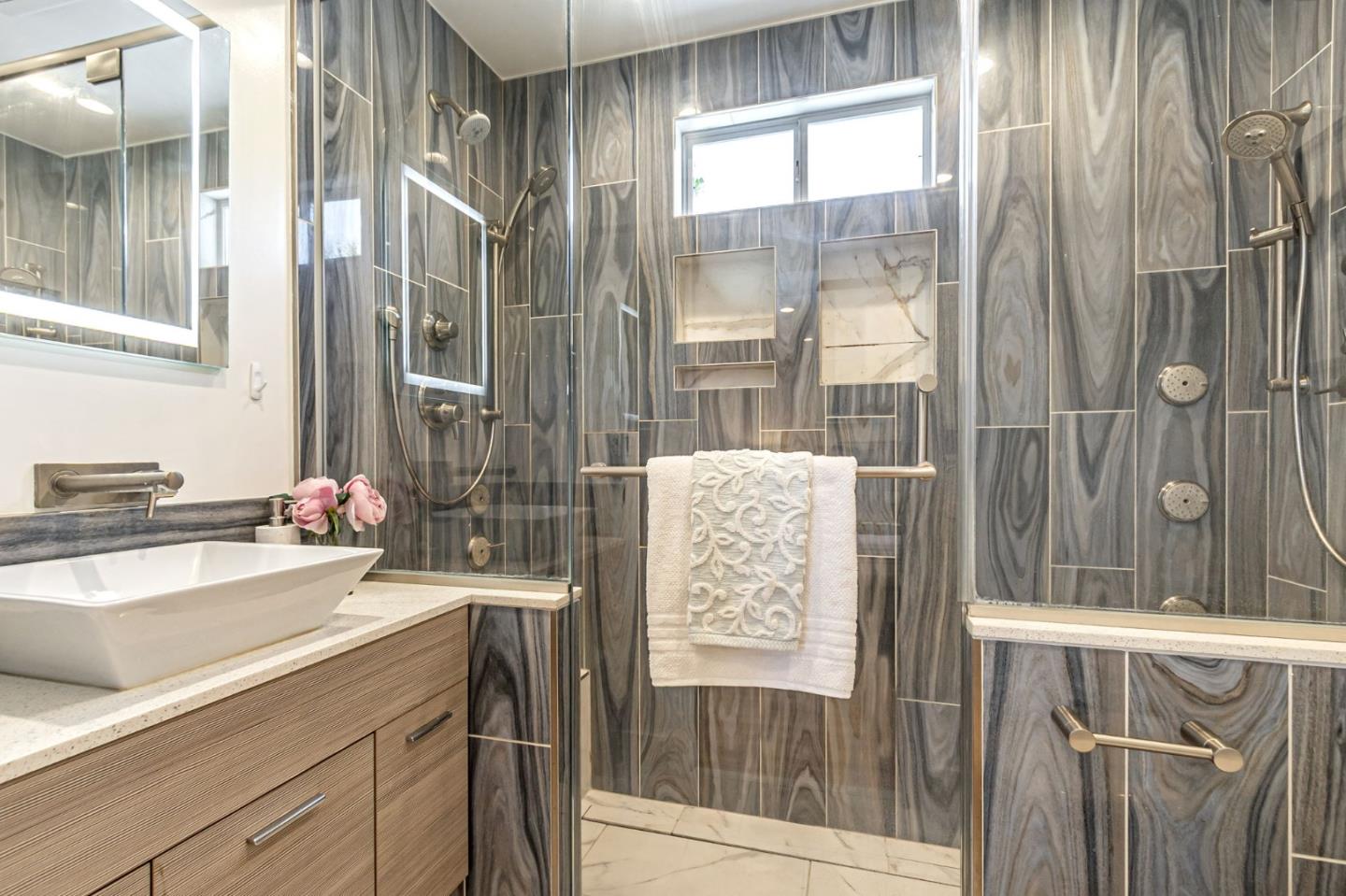 Detail Gallery Image 28 of 46 For 602 Azule Ave, San Jose,  CA 95123 - 4 Beds | 2 Baths