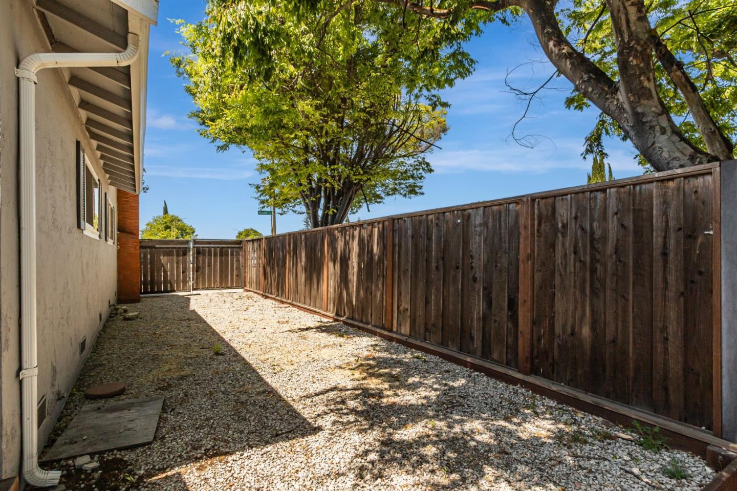 Detail Gallery Image 39 of 46 For 602 Azule Ave, San Jose,  CA 95123 - 4 Beds | 2 Baths