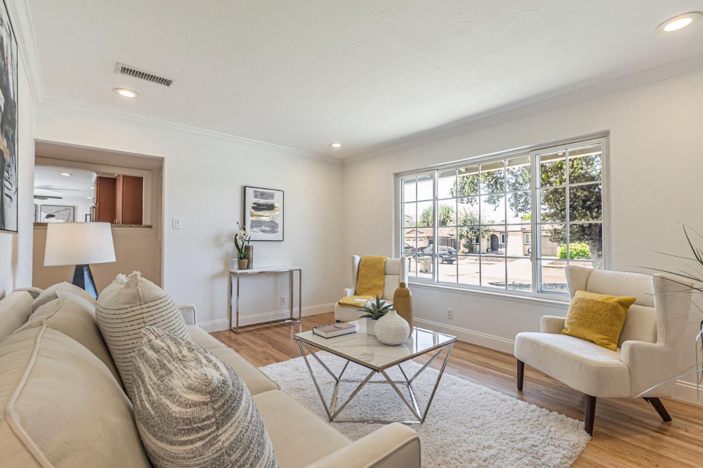 Detail Gallery Image 6 of 46 For 602 Azule Ave, San Jose,  CA 95123 - 4 Beds | 2 Baths
