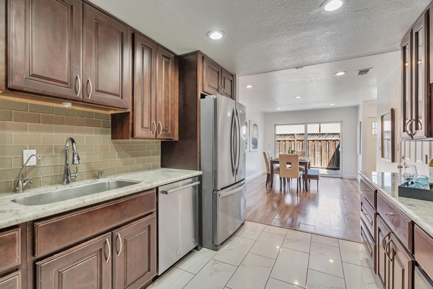 Detail Gallery Image 14 of 26 For 3915 Jerabek Ct, San Jose,  CA 95136 - 3 Beds | 2 Baths