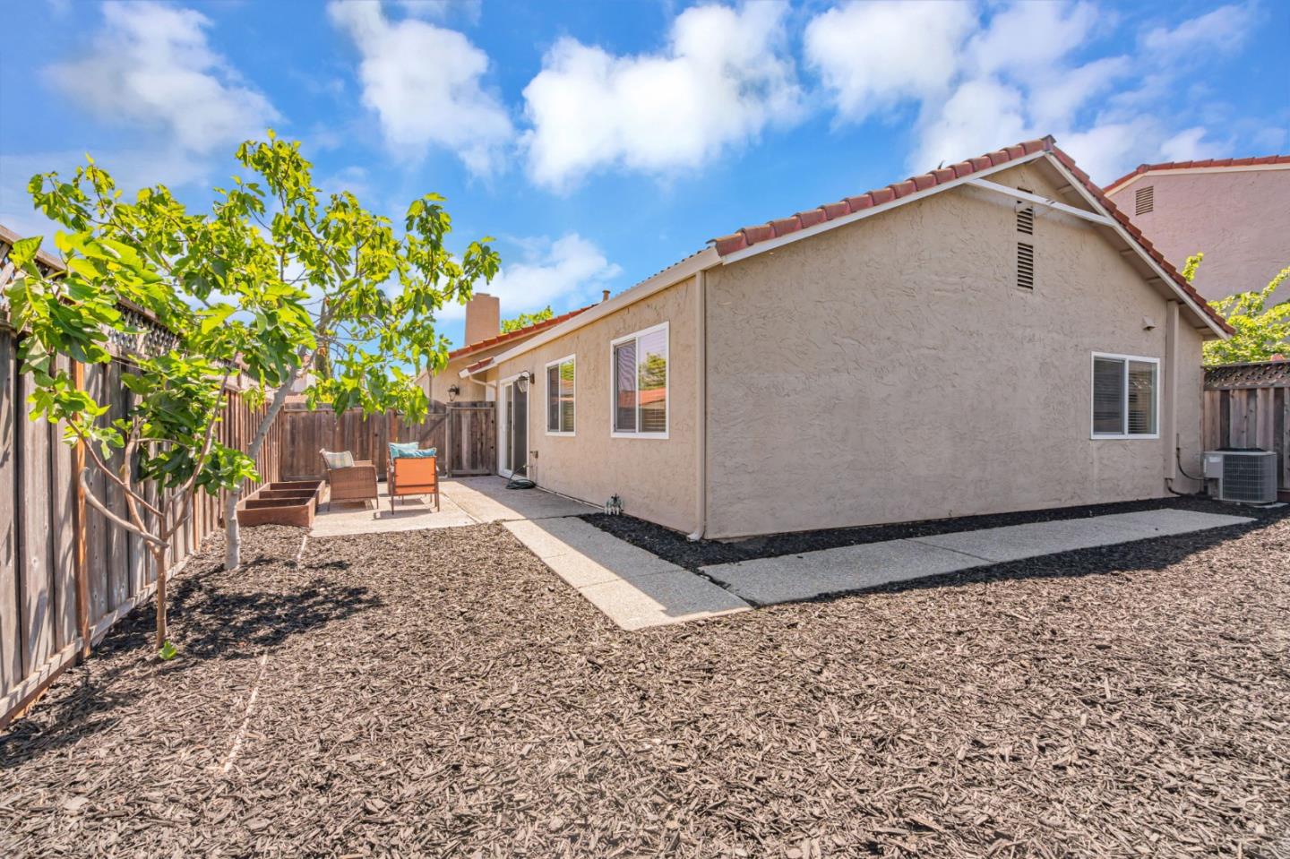 Detail Gallery Image 24 of 26 For 3915 Jerabek Ct, San Jose,  CA 95136 - 3 Beds | 2 Baths