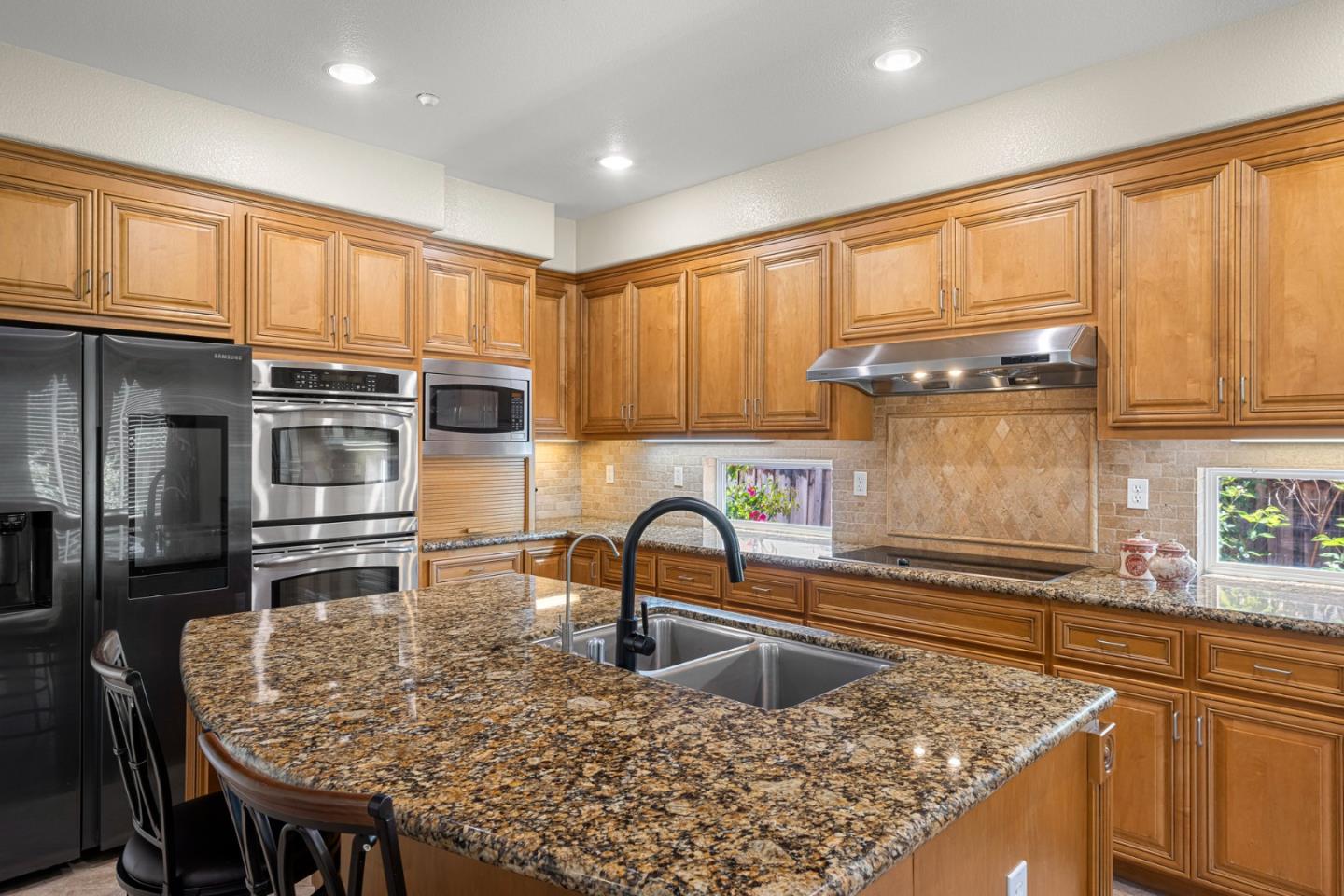 Detail Gallery Image 11 of 59 For 5871 Masoni Place, Gilroy,  CA 95020 - 4 Beds | 2/1 Baths