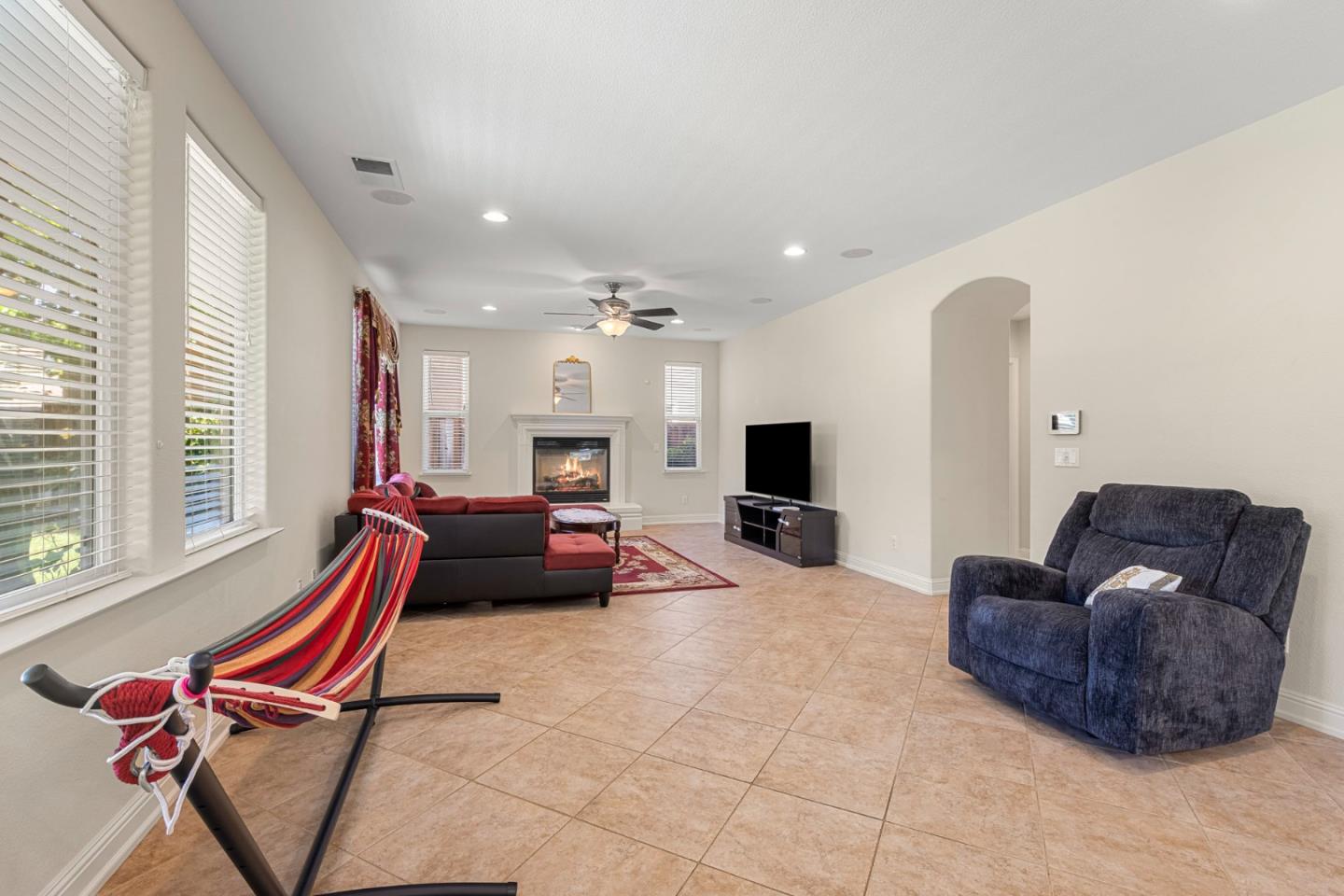 Detail Gallery Image 17 of 59 For 5871 Masoni Place, Gilroy,  CA 95020 - 4 Beds | 2/1 Baths