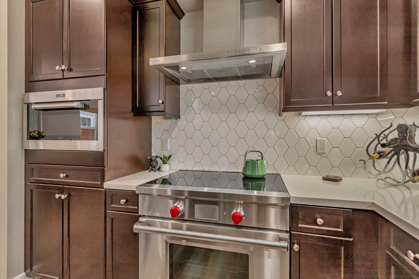 Detail Gallery Image 14 of 41 For 1020 Rodriguez St, Santa Cruz,  CA 95062 - 3 Beds | 2/1 Baths
