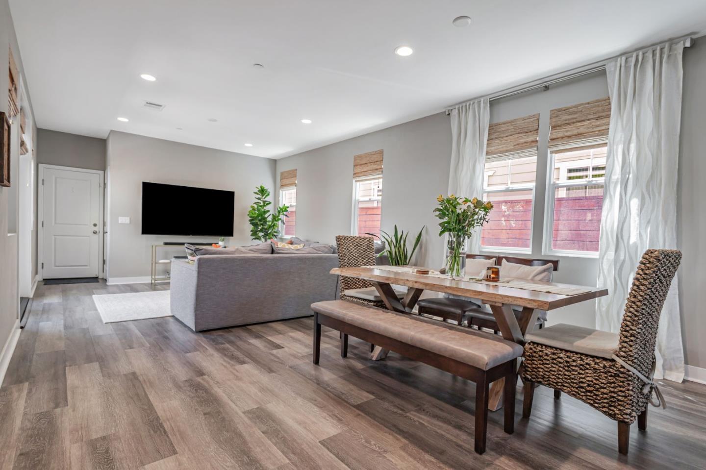 Detail Gallery Image 18 of 41 For 1020 Rodriguez St, Santa Cruz,  CA 95062 - 3 Beds | 2/1 Baths