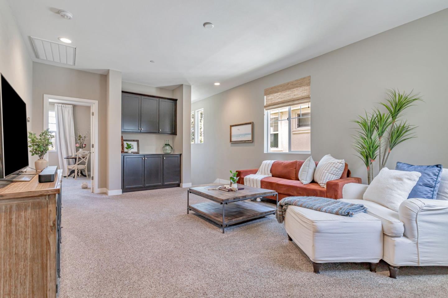 Detail Gallery Image 20 of 41 For 1020 Rodriguez St, Santa Cruz,  CA 95062 - 3 Beds | 2/1 Baths