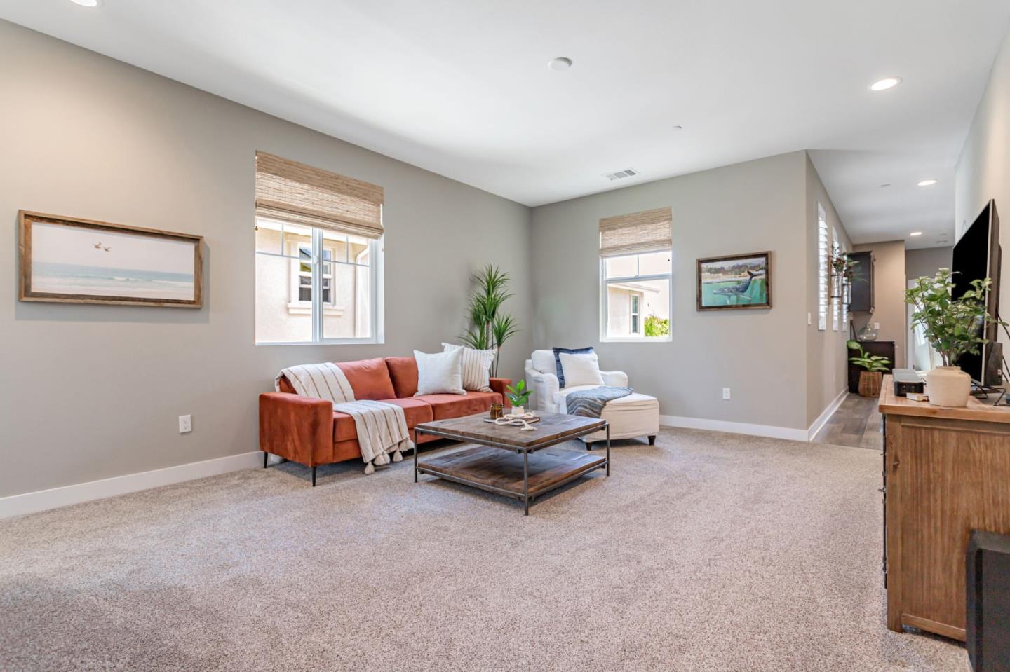 Detail Gallery Image 22 of 41 For 1020 Rodriguez St, Santa Cruz,  CA 95062 - 3 Beds | 2/1 Baths