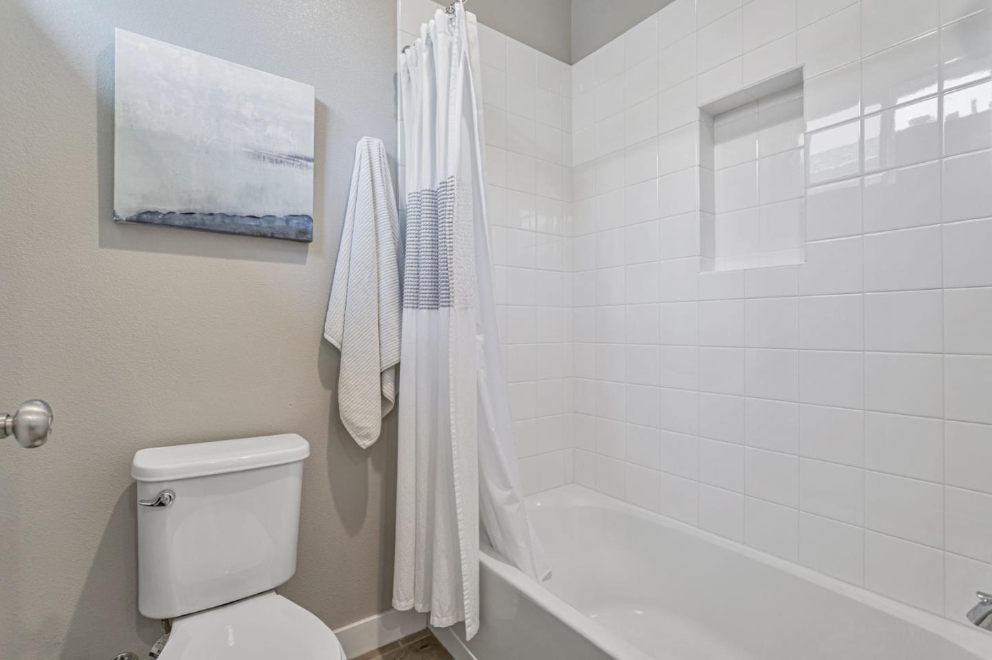Detail Gallery Image 31 of 41 For 1020 Rodriguez St, Santa Cruz,  CA 95062 - 3 Beds | 2/1 Baths