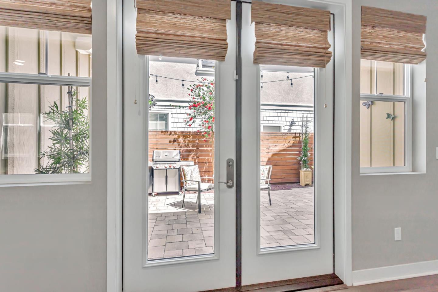 Detail Gallery Image 6 of 41 For 1020 Rodriguez St, Santa Cruz,  CA 95062 - 3 Beds | 2/1 Baths