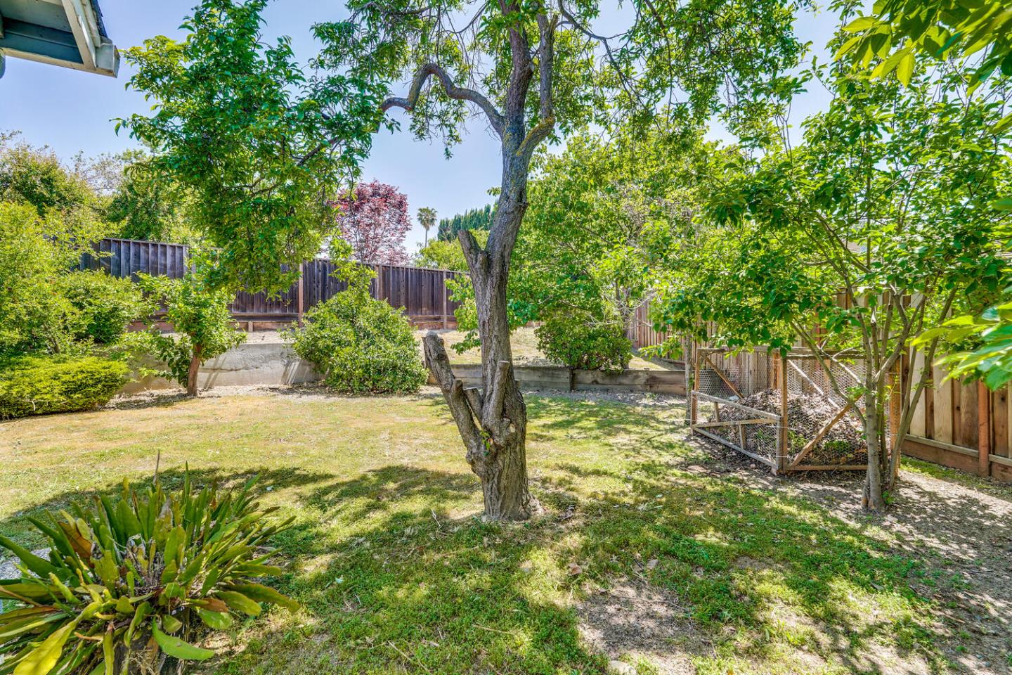 Detail Gallery Image 34 of 42 For 1756 Valhalla Ct, San Jose,  CA 95132 - 3 Beds | 2 Baths